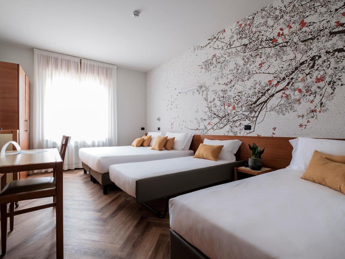 Hotel Lory 포를리 외부 사진